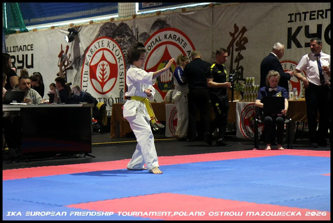 Ostrów Mazowiecka znów była stolicą kyokushin. 360 zawodników, wysoki poziom i drugie miejsce gospodarzy (zdjęcia)