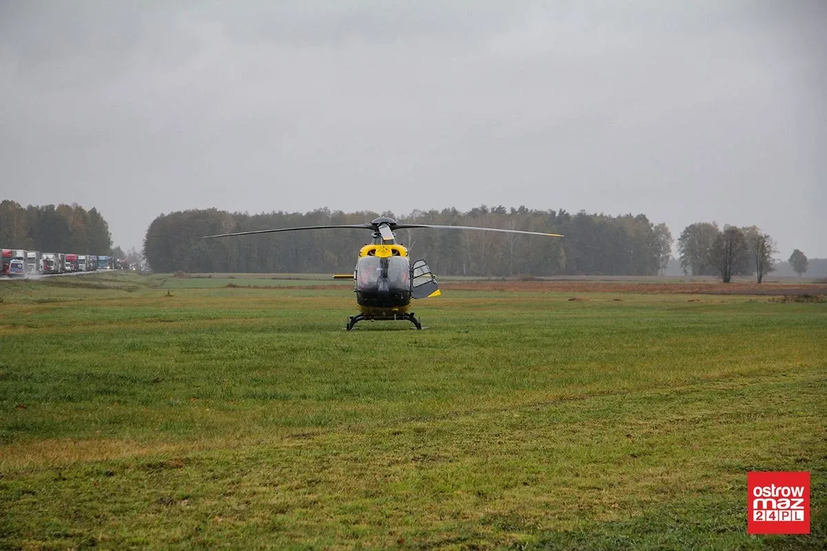 Wypadek na trasie Ostrów Mazowiecka - Łomża. Droga całkowicie zablokowana! (zdjęcia, wideo)