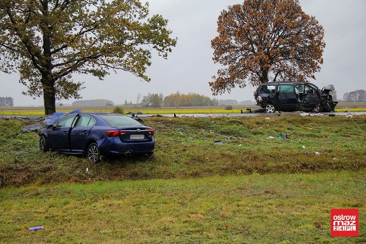 Wypadek na trasie Ostrów Mazowiecka - Łomża. Droga całkowicie zablokowana! (zdjęcia, wideo)