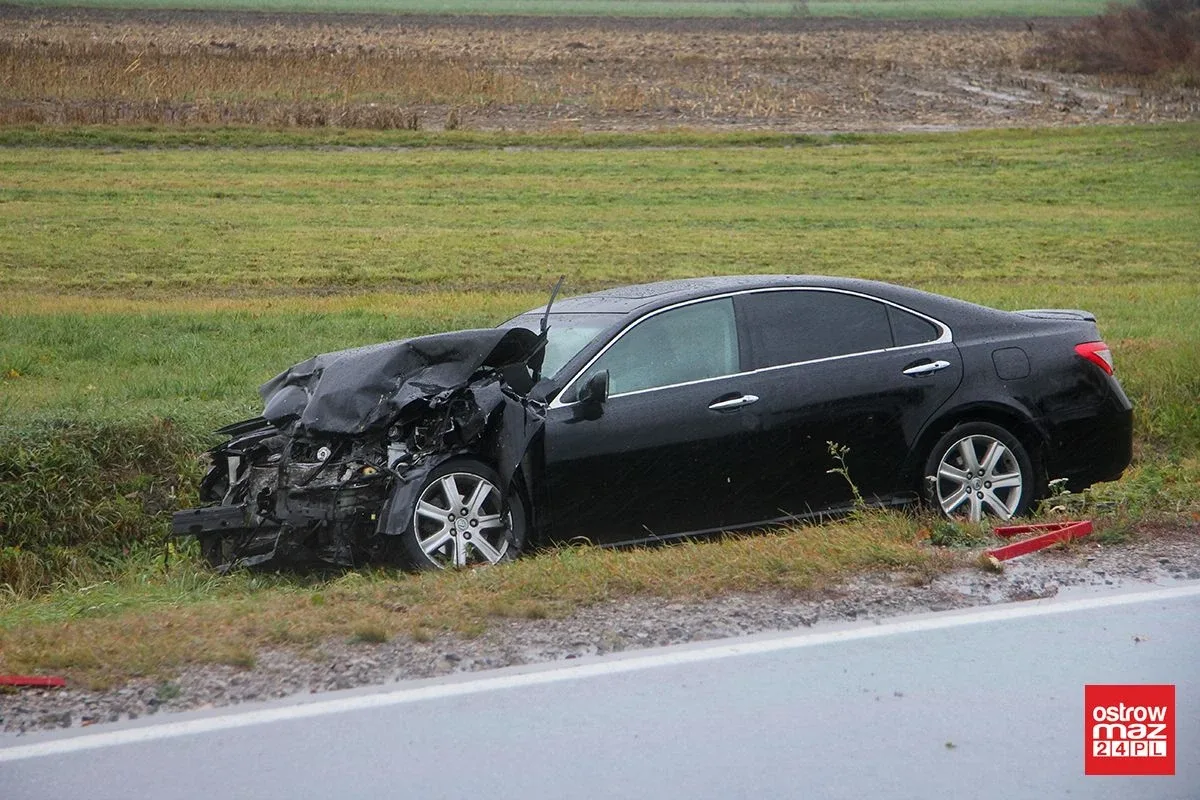 Wypadek na trasie Ostrów Mazowiecka - Łomża. Droga całkowicie zablokowana! (zdjęcia, wideo)