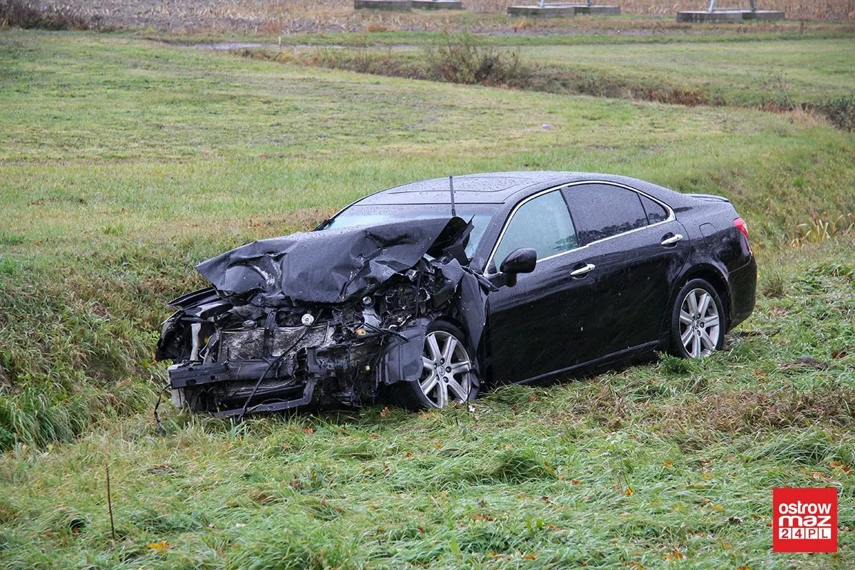 Wypadek na trasie Ostrów Mazowiecka - Łomża. Droga całkowicie zablokowana! (zdjęcia, wideo)