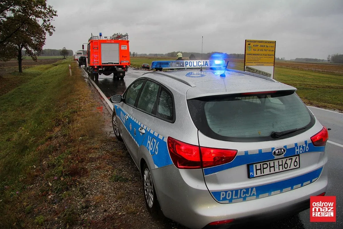 Wypadek na trasie Ostrów Mazowiecka - Łomża. Droga całkowicie zablokowana! (zdjęcia, wideo)