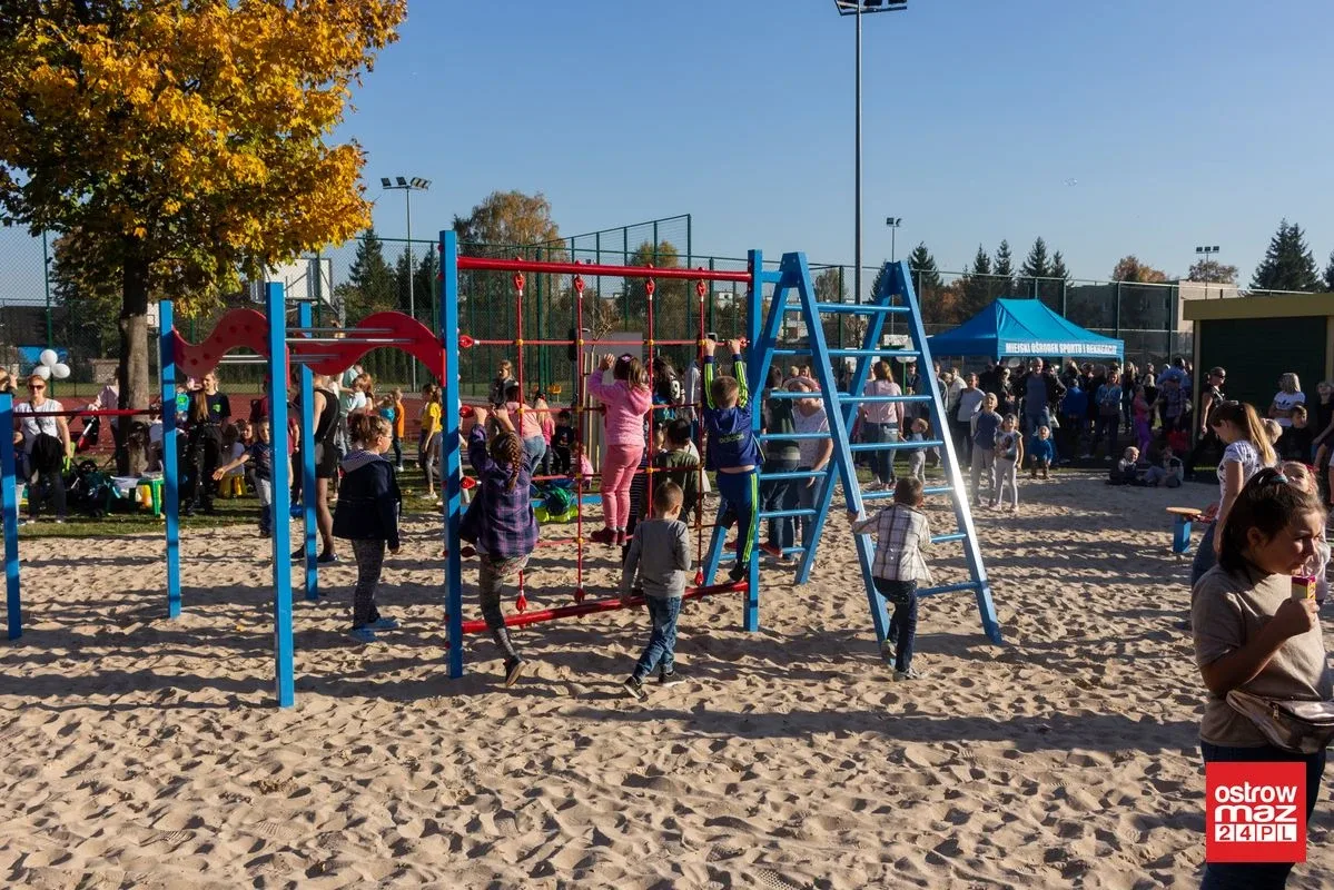 "Plac Pełen Radości" oficjalnie otwarty (zdjęcia)