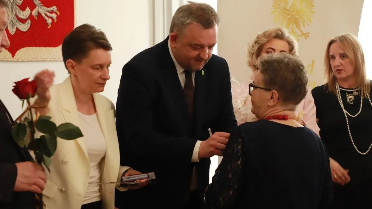 50 lat razem. Złote Gody w Ostrowi Mazowieckiej pełne miłości i wzruszeń (wideo, zdjęcia)