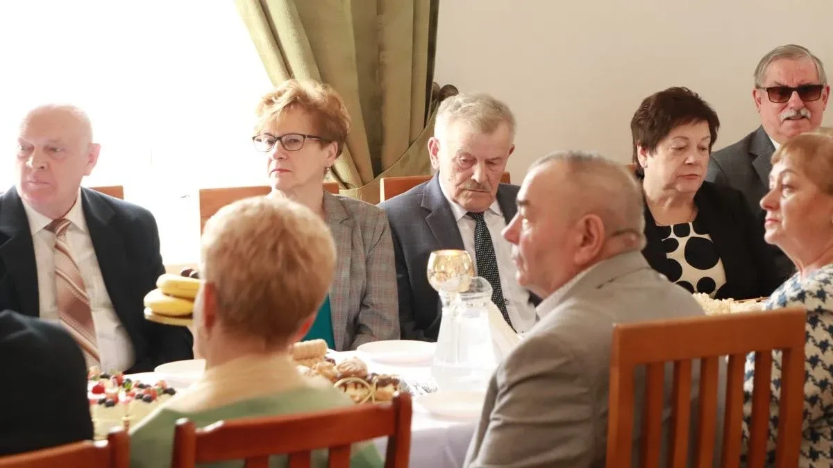 50 lat razem. Złote Gody w Ostrowi Mazowieckiej pełne miłości i wzruszeń (wideo, zdjęcia)