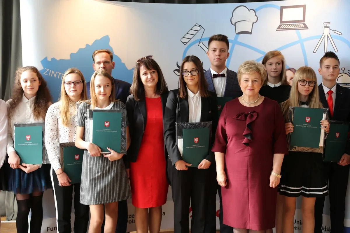Stypendia marszałka przyznane (zdjęcia)