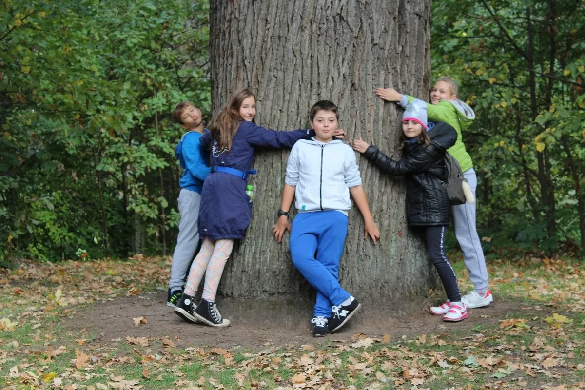 Uczniowie klas piątych na wycieczce w Białowieży (zdjęcia)