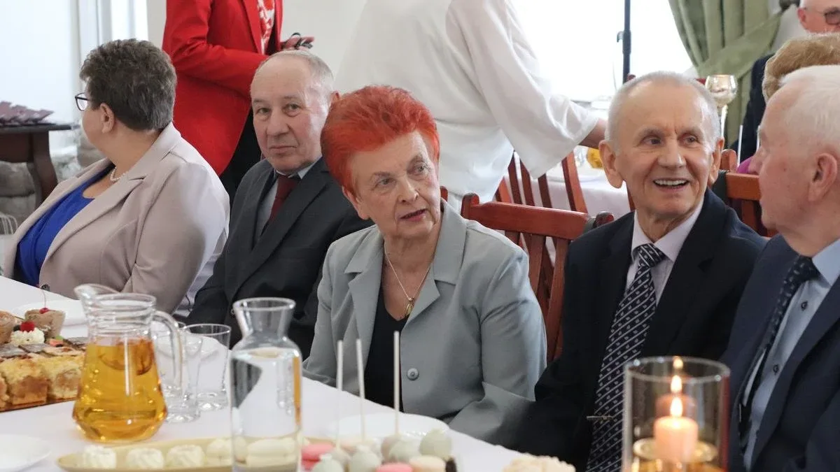 50 lat razem. Złote Gody w Ostrowi Mazowieckiej pełne miłości i wzruszeń (wideo, zdjęcia)