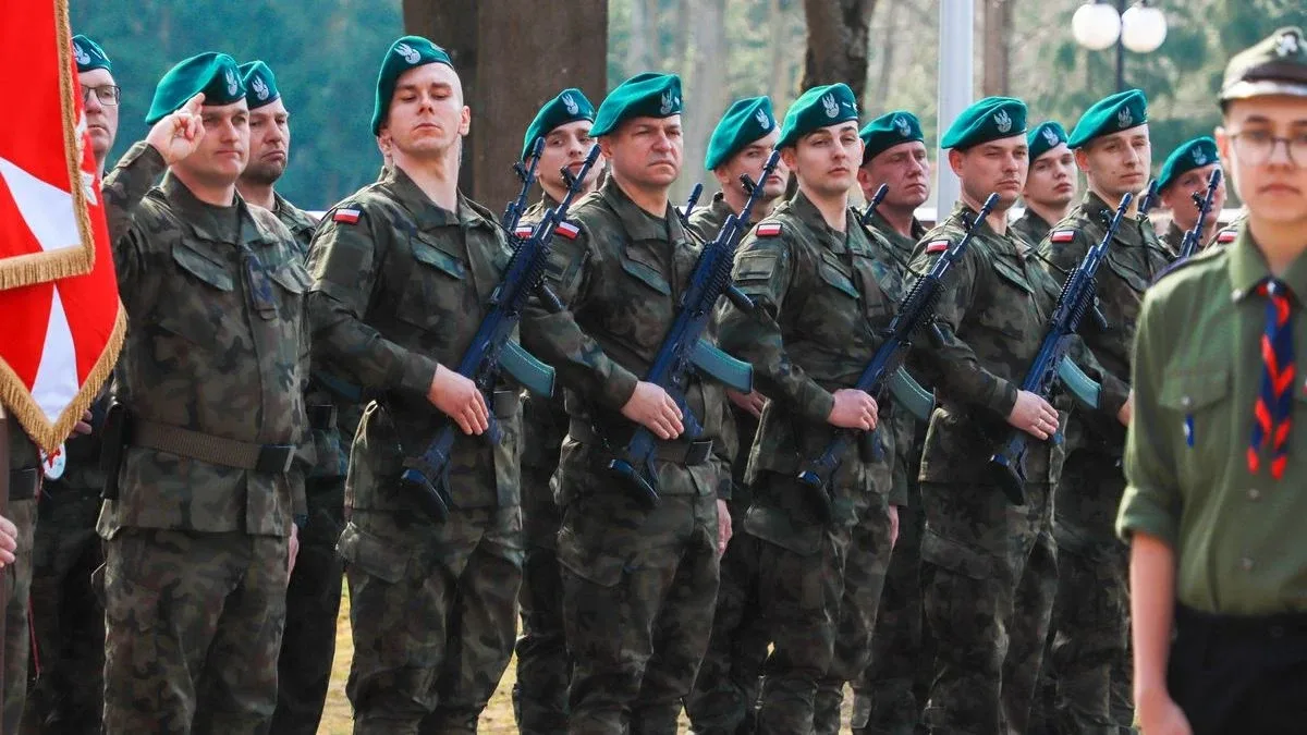 Uroczystość w Komorowie ku czci Józefa Piłsudskiego. Wręczono medale i odznaczenia (zdjęcia, wideo)