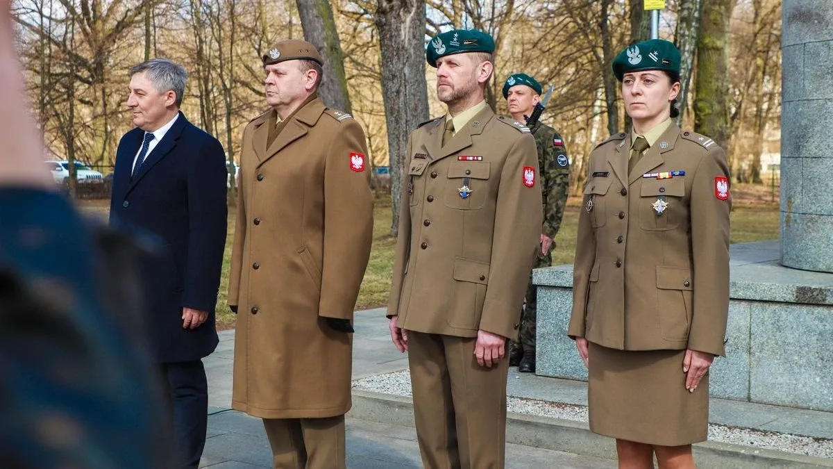 Uroczystość w Komorowie ku czci Józefa Piłsudskiego. Wręczono medale i odznaczenia (zdjęcia, wideo)