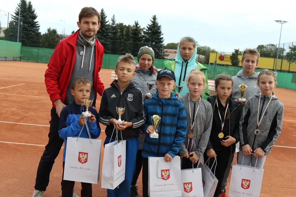 Medalowe batalie ostrowskich tenisistów (zdjęcia)