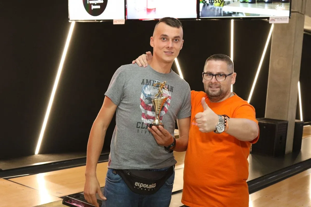 Kręglarze zagrali dla małej Kalinki (zdjęcia, wideo)
