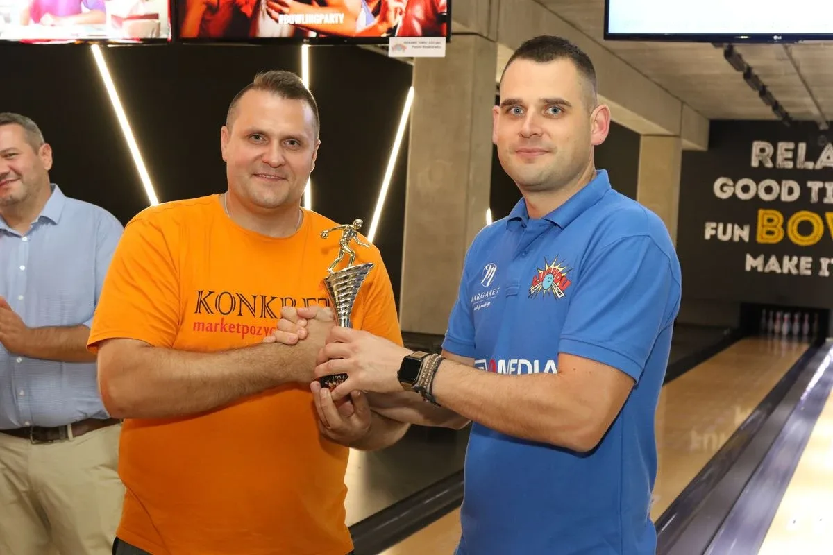 Kręglarze zagrali dla małej Kalinki (zdjęcia, wideo)