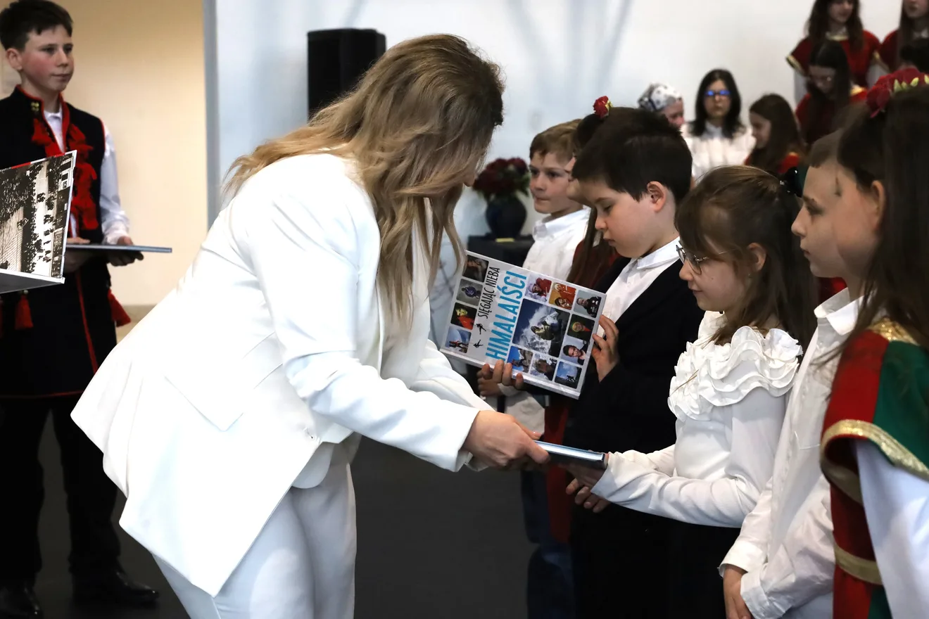 Młodzi, zdolni i zaangażowani. Uczniowie nagrodzeni podczas Dnia Patrona ZSP (zdjęcia)