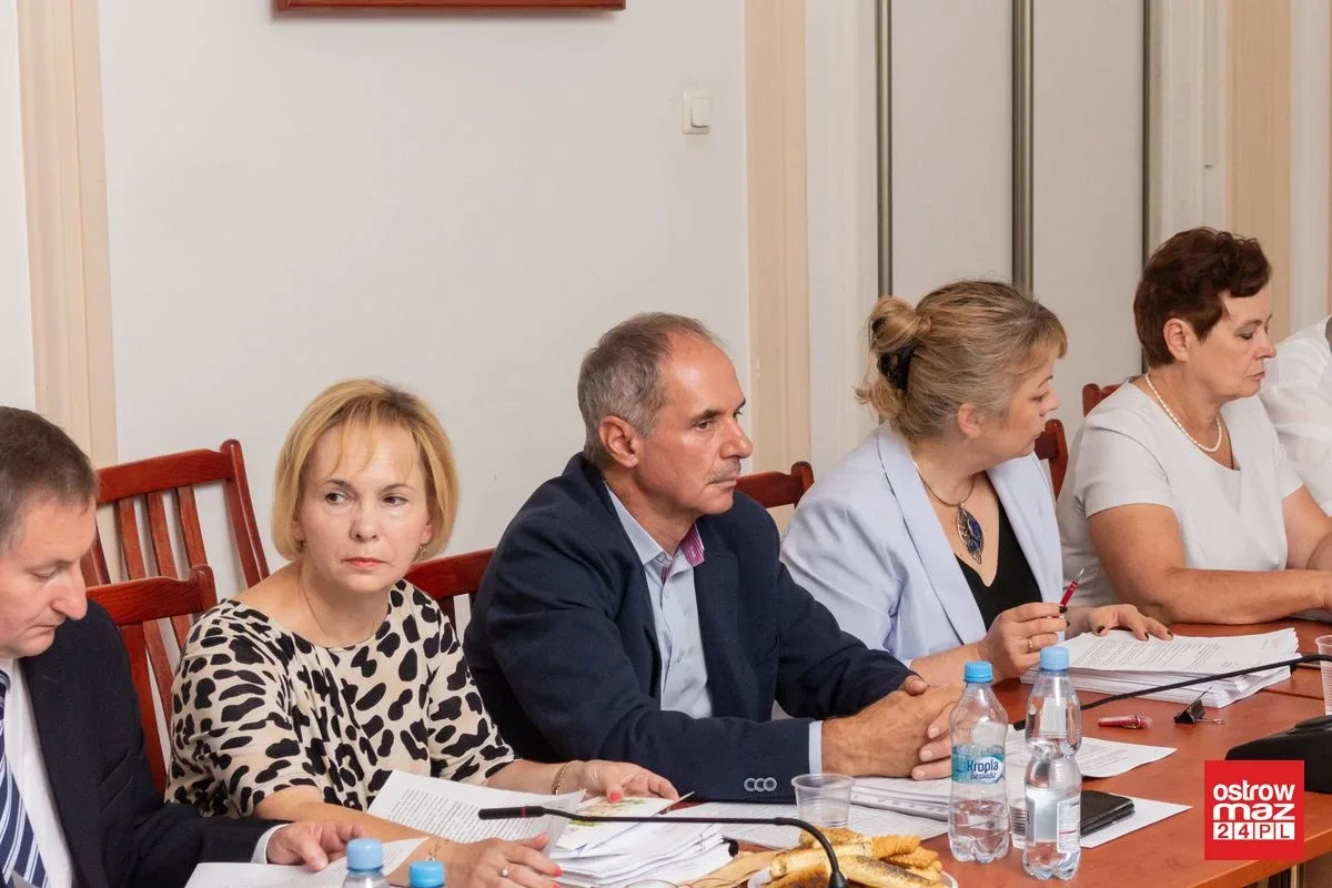 Burzliwie na sesji rady miasta. Czy po raz ostatni w tej kadencji? (zdjęcia, wideo)