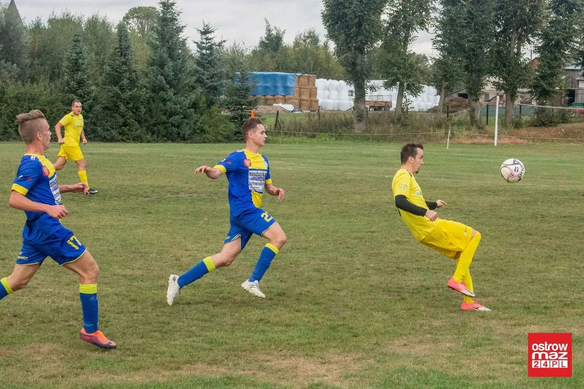 Pierwszy punkt Iskry Zaręby Kościelne (zdjęcia, wideo)