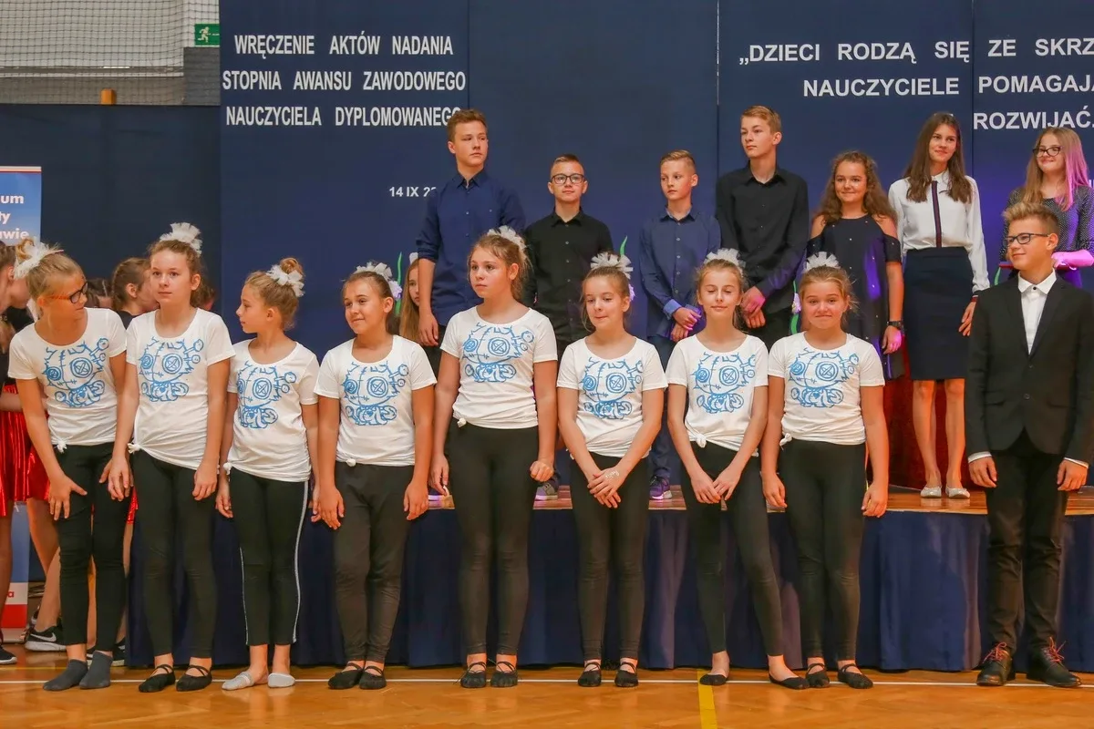 Stopnie zawodowe nauczyciela dyplomowanego dla 25 pedagogów z powiatu ostrowskiego (zdjęcia, lista nominowanych)