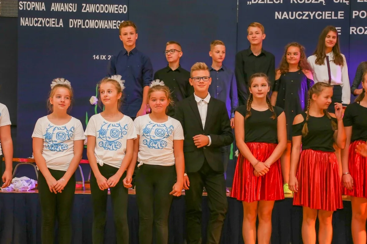 Stopnie zawodowe nauczyciela dyplomowanego dla 25 pedagogów z powiatu ostrowskiego (zdjęcia, lista nominowanych)