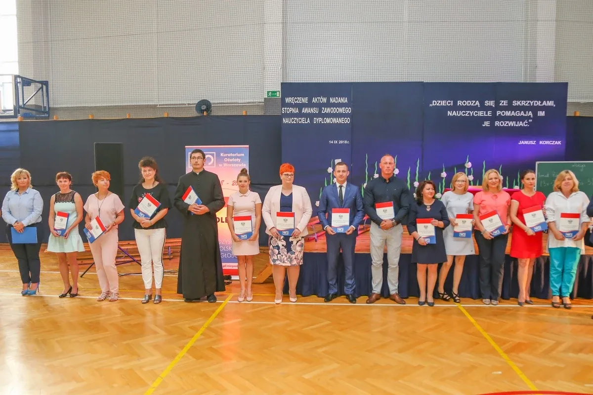 Stopnie zawodowe nauczyciela dyplomowanego dla 25 pedagogów z powiatu ostrowskiego (zdjęcia, lista nominowanych)