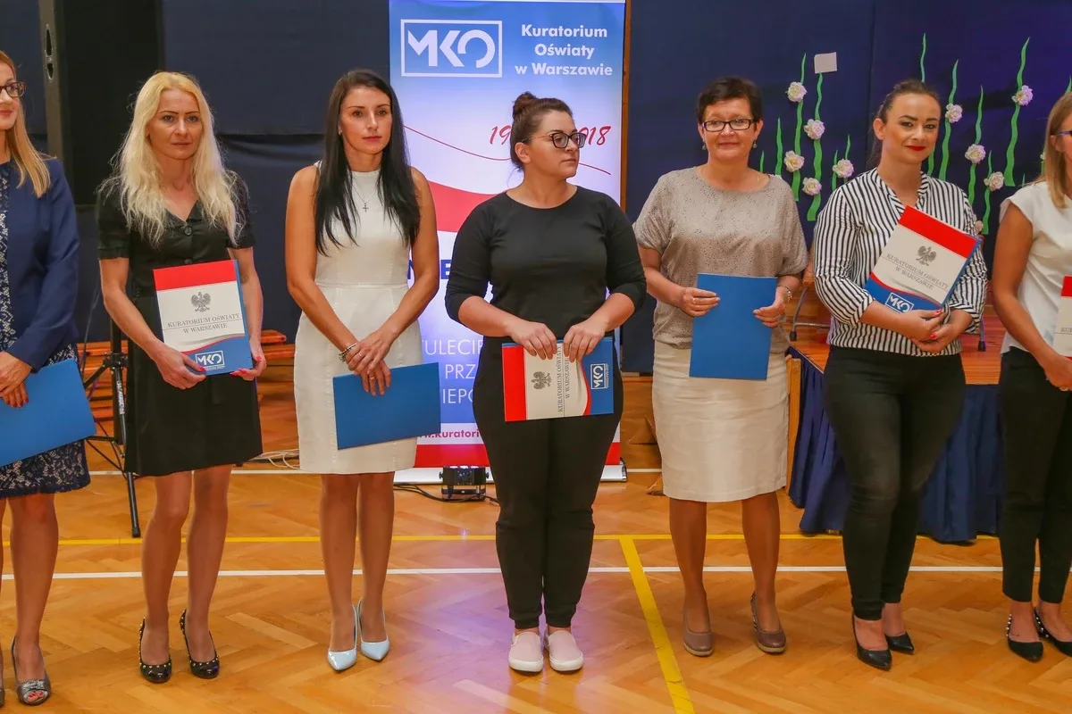 Stopnie zawodowe nauczyciela dyplomowanego dla 25 pedagogów z powiatu ostrowskiego (zdjęcia, lista nominowanych)