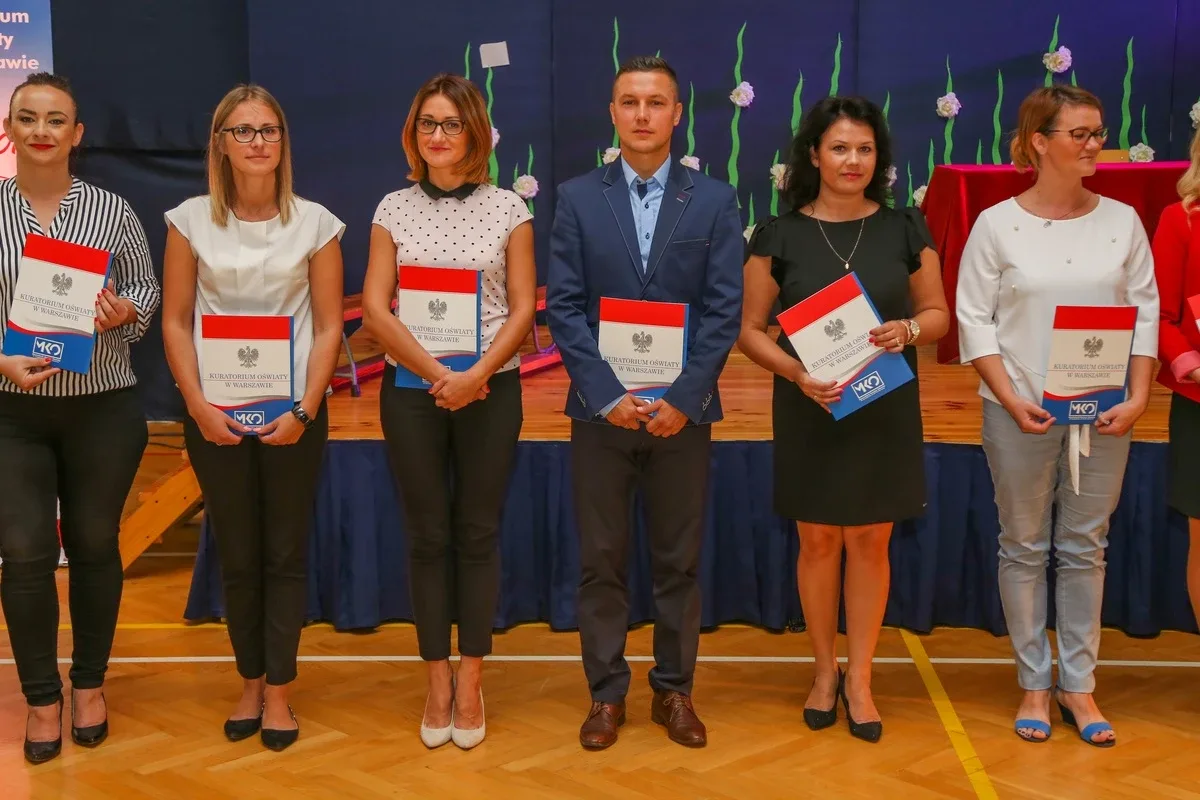 Stopnie zawodowe nauczyciela dyplomowanego dla 25 pedagogów z powiatu ostrowskiego (zdjęcia, lista nominowanych)