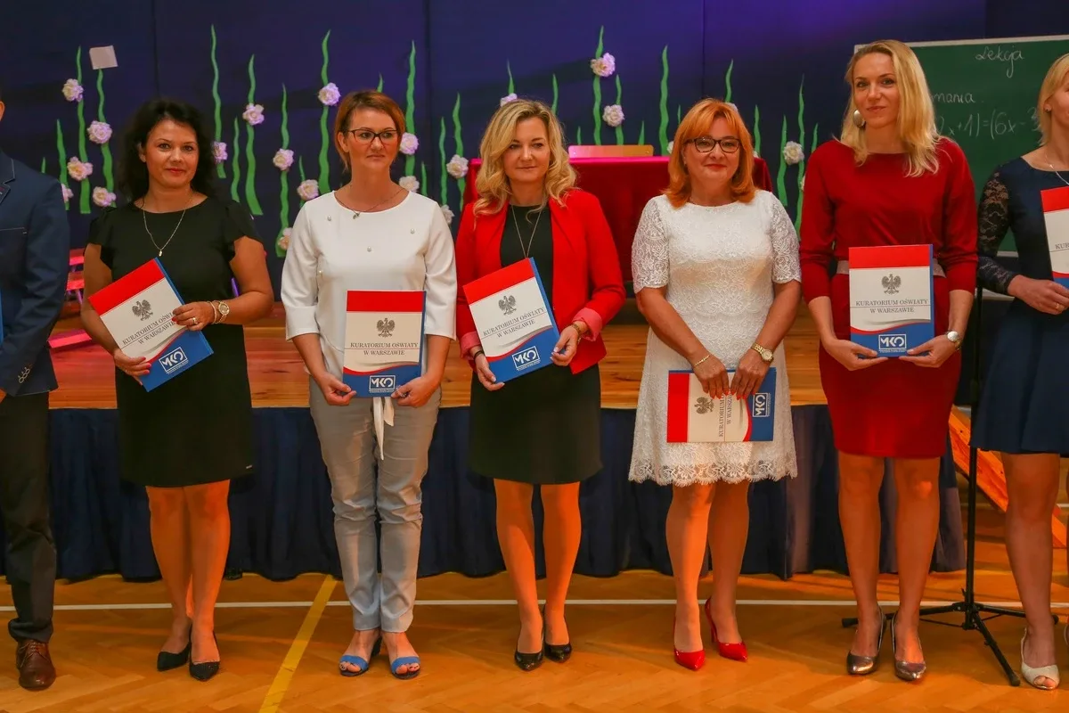Stopnie zawodowe nauczyciela dyplomowanego dla 25 pedagogów z powiatu ostrowskiego (zdjęcia, lista nominowanych)