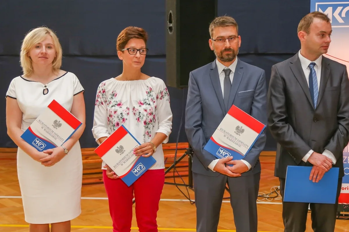 Stopnie zawodowe nauczyciela dyplomowanego dla 25 pedagogów z powiatu ostrowskiego (zdjęcia, lista nominowanych)