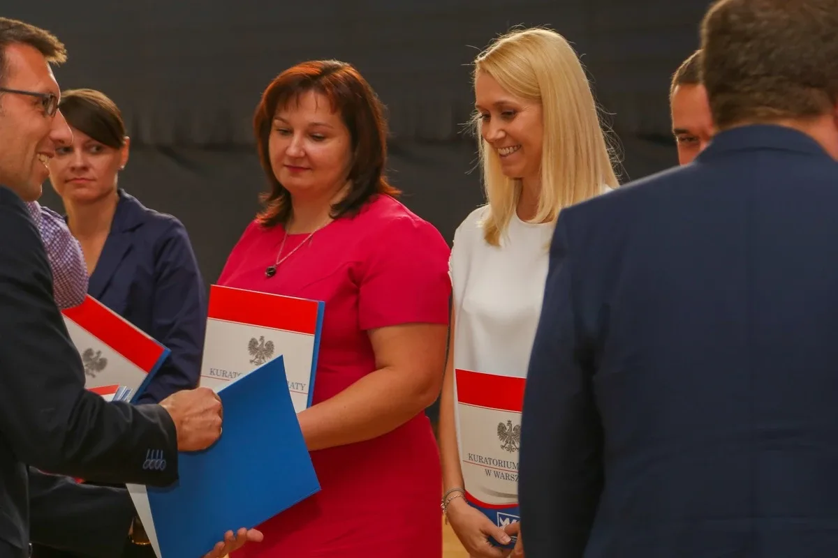 Stopnie zawodowe nauczyciela dyplomowanego dla 25 pedagogów z powiatu ostrowskiego (zdjęcia, lista nominowanych)