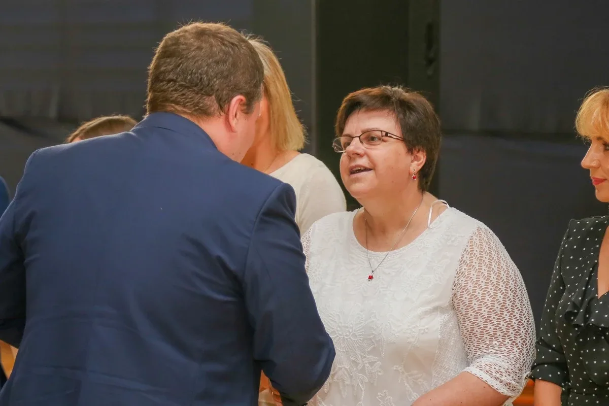 Stopnie zawodowe nauczyciela dyplomowanego dla 25 pedagogów z powiatu ostrowskiego (zdjęcia, lista nominowanych)