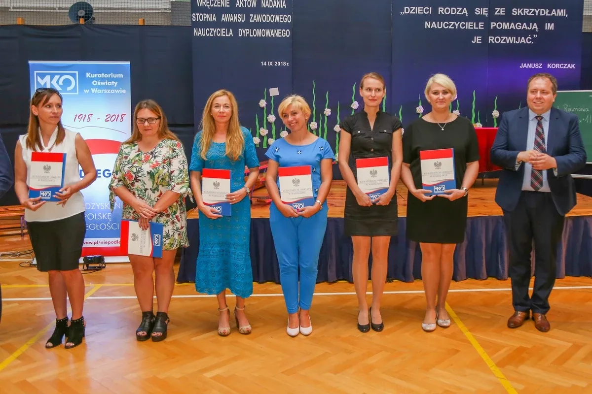 Stopnie zawodowe nauczyciela dyplomowanego dla 25 pedagogów z powiatu ostrowskiego (zdjęcia, lista nominowanych)