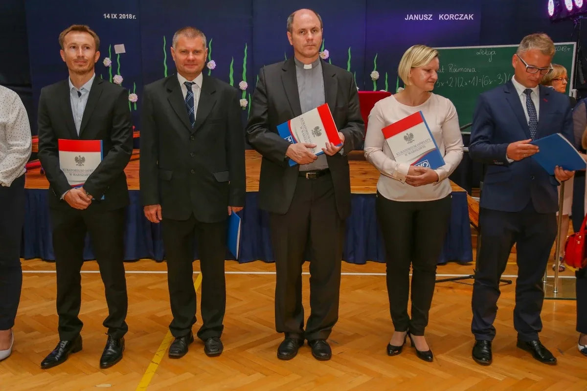 Stopnie zawodowe nauczyciela dyplomowanego dla 25 pedagogów z powiatu ostrowskiego (zdjęcia, lista nominowanych)