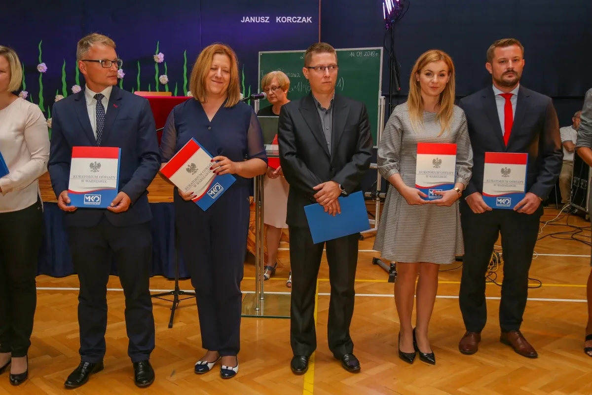 Stopnie zawodowe nauczyciela dyplomowanego dla 25 pedagogów z powiatu ostrowskiego (zdjęcia, lista nominowanych)
