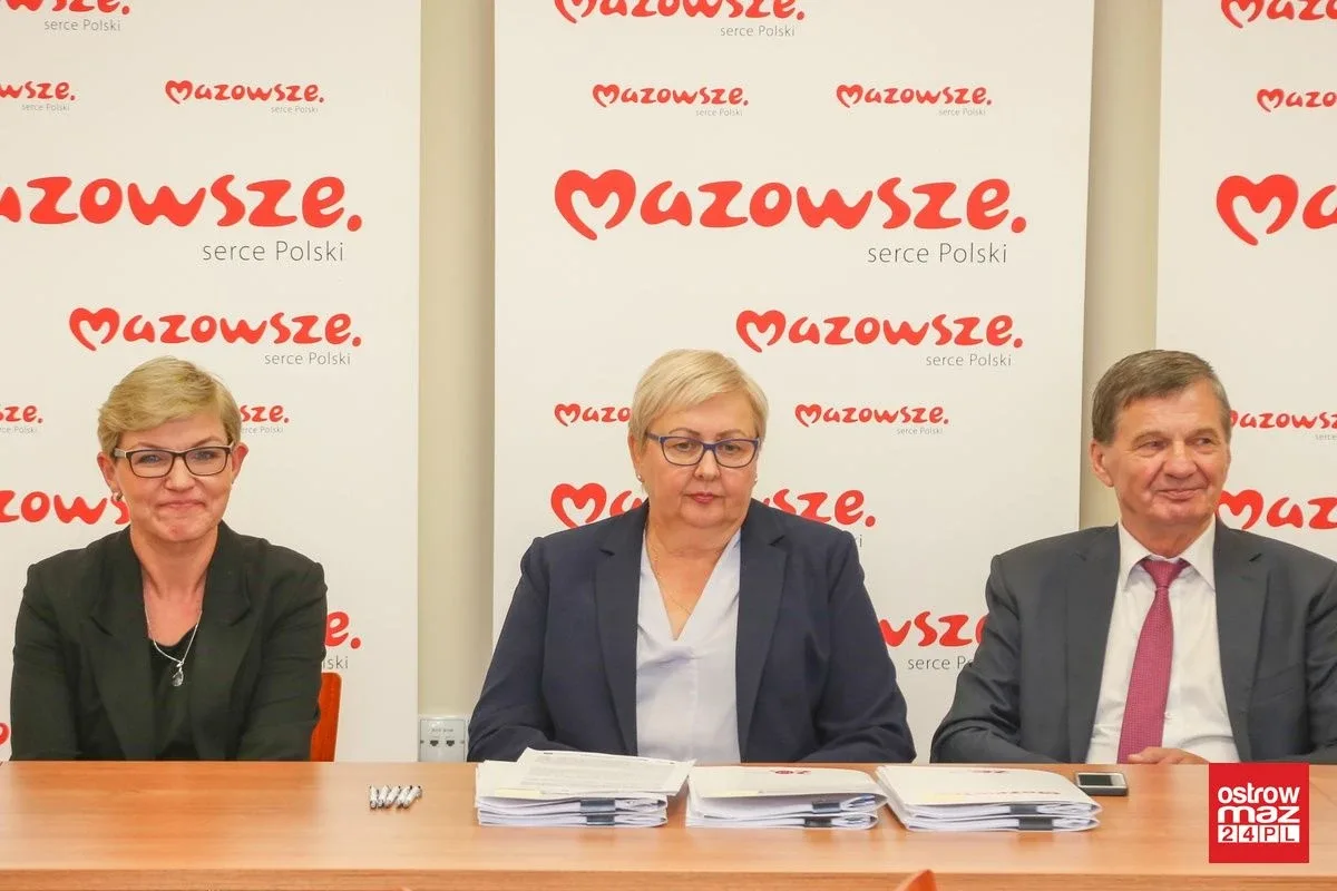 Środki unijne na dofinansowanie oświaty w Komorowie (zdjęcia)