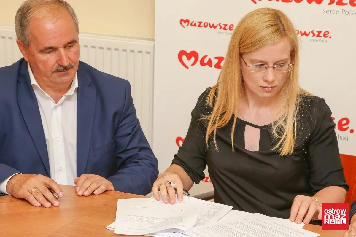 Środki unijne na dofinansowanie oświaty w Komorowie (zdjęcia)