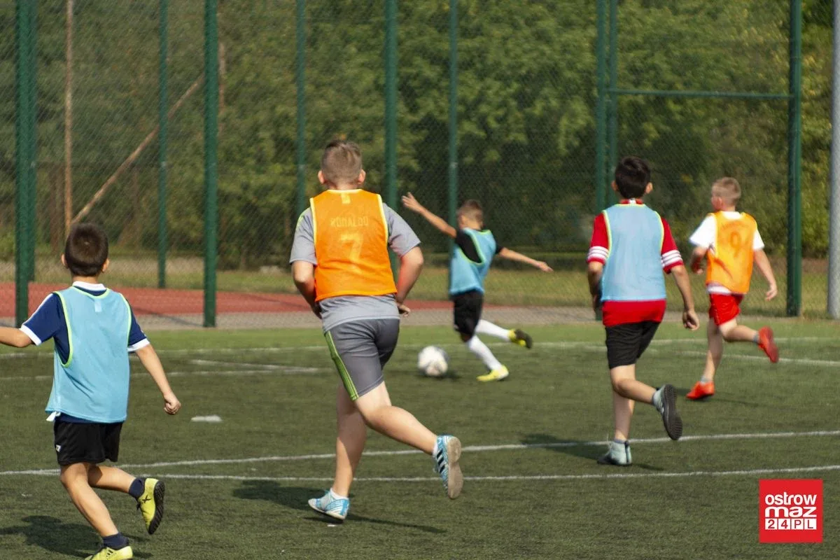 Dzień Sportu na orliku przy "trójce" (zdjęcia)