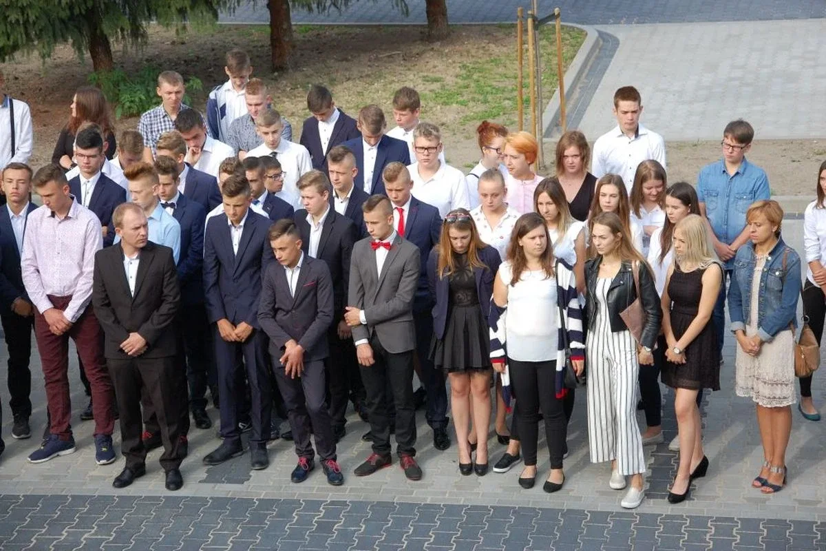 ZS CKR w Starym Lubiejewie zainaugurował rok szkolny (zdjęcia)
