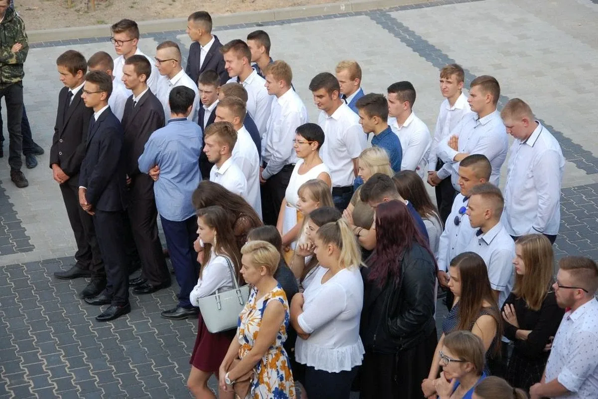 ZS CKR w Starym Lubiejewie zainaugurował rok szkolny (zdjęcia)