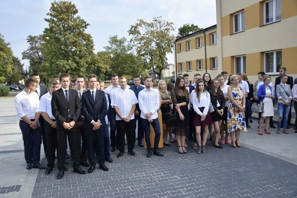 ZS CKR w Starym Lubiejewie zainaugurował rok szkolny (zdjęcia)