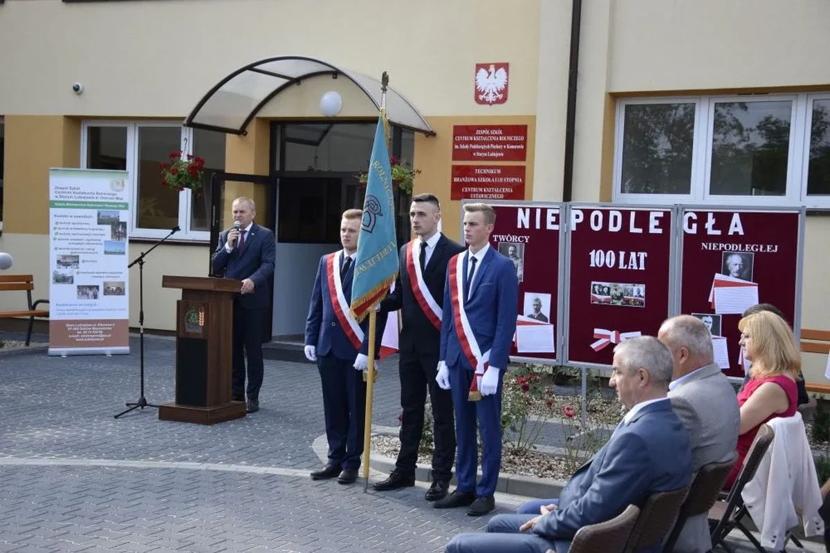 ZS CKR w Starym Lubiejewie zainaugurował rok szkolny (zdjęcia)