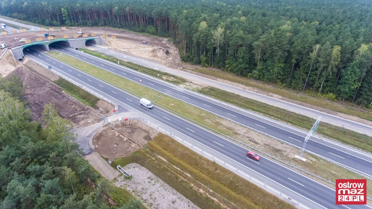 S8 wciąż w trakcie przebudowy (zdjęcia z lotu ptaka)