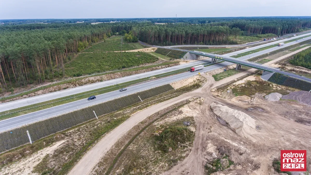 S8 wciąż w trakcie przebudowy (zdjęcia z lotu ptaka)