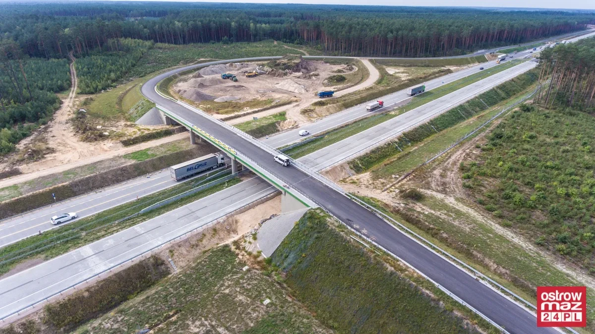 S8 wciąż w trakcie przebudowy (zdjęcia z lotu ptaka)