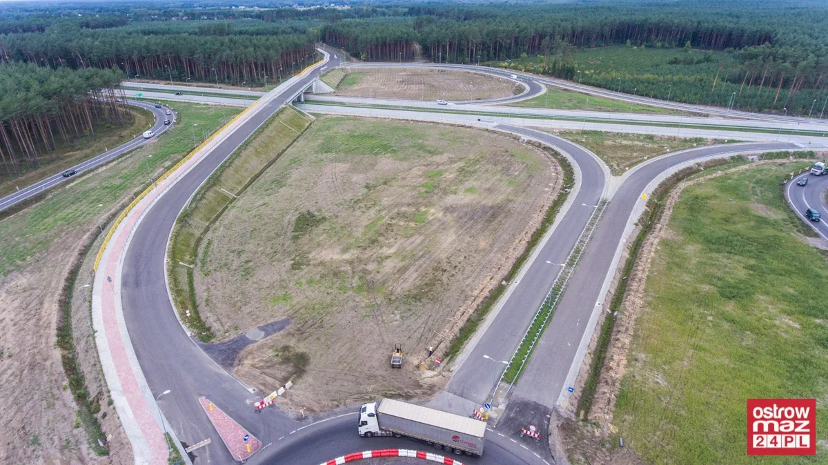 S8 wciąż w trakcie przebudowy (zdjęcia z lotu ptaka)