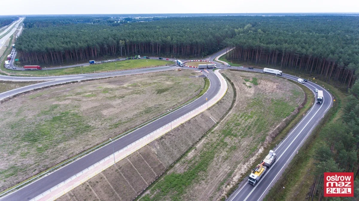 S8 wciąż w trakcie przebudowy (zdjęcia z lotu ptaka)