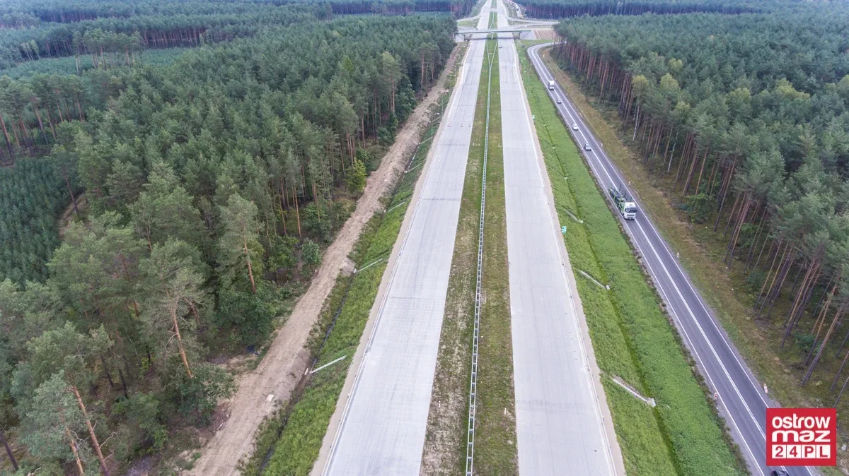 S8 wciąż w trakcie przebudowy (zdjęcia z lotu ptaka)