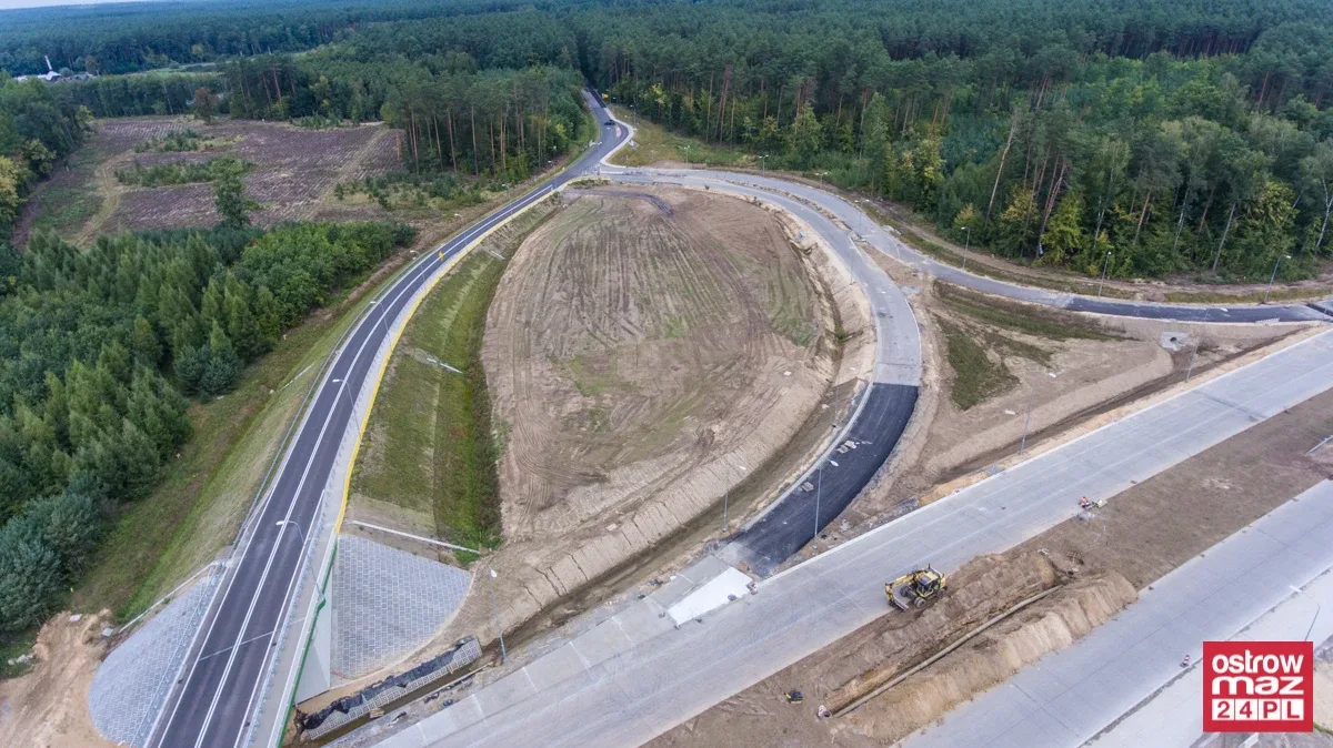 S8 wciąż w trakcie przebudowy (zdjęcia z lotu ptaka)