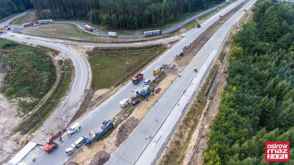 S8 wciąż w trakcie przebudowy (zdjęcia z lotu ptaka)