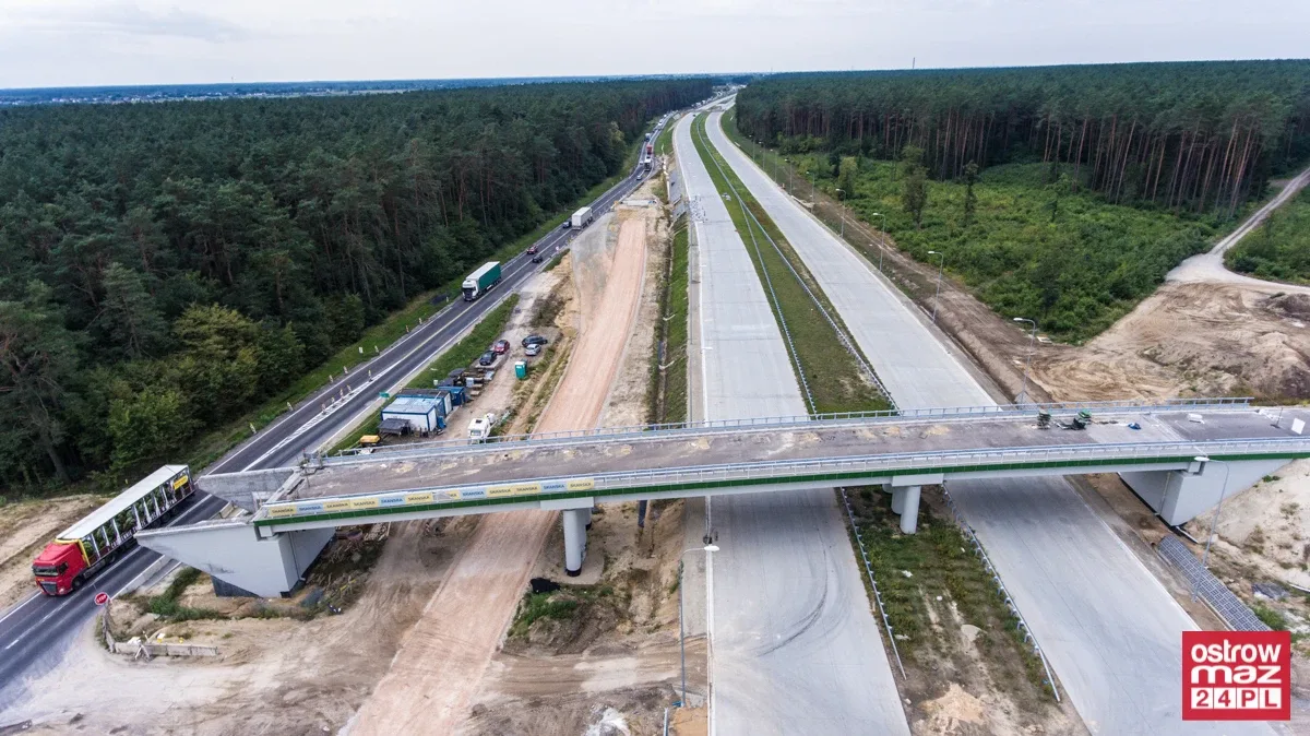 S8 wciąż w trakcie przebudowy (zdjęcia z lotu ptaka)