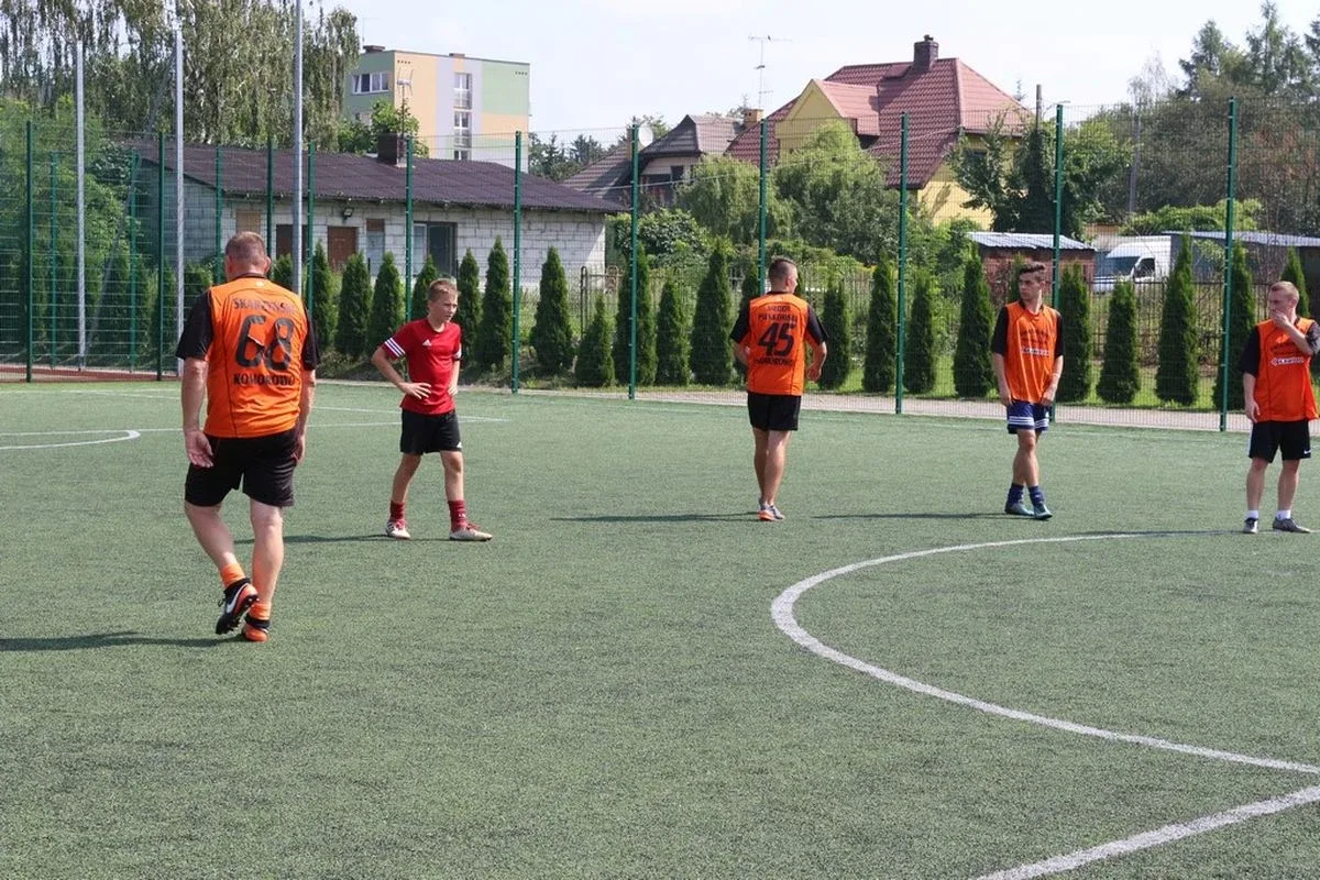 Wakacyjne turnieje piłki nożnej w "Ekonomiku" (zdjęcia)