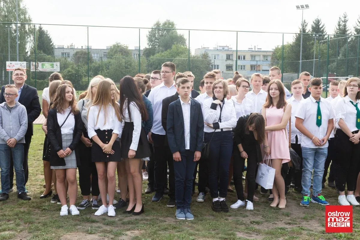 "Trójka" powitała nowy rok szkolny (zdjęcia)